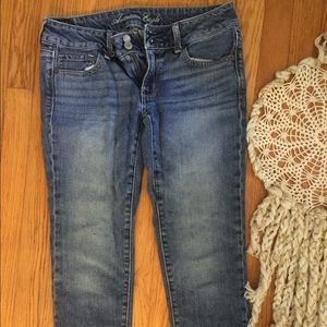 American eagle size 6 Capri pants
